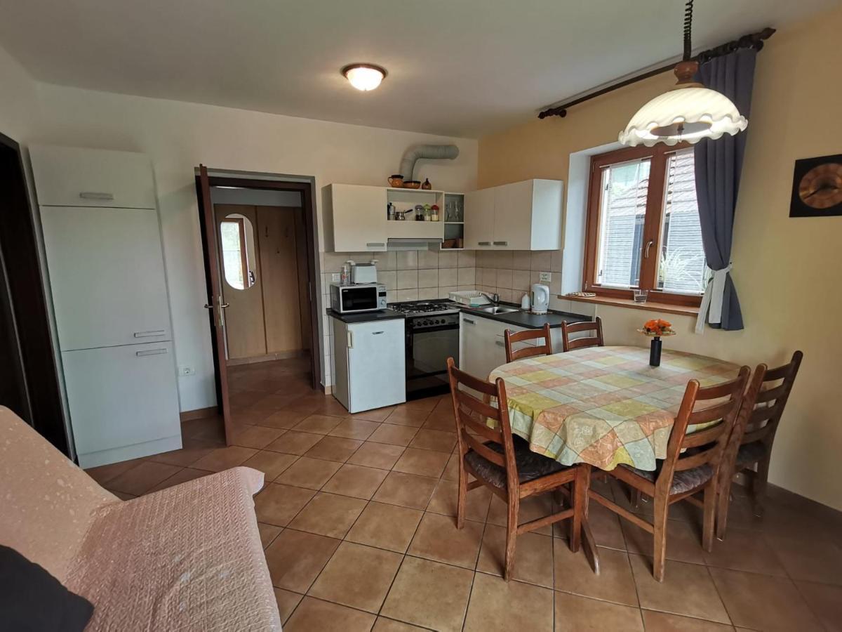 Apartment Rakuscek 科巴里德 外观 照片